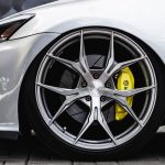 Audi Q5 2027 Renovacao Completa Promete Redefinir O Segmento De Suvs Premium No Brasil close up photography of car wheel