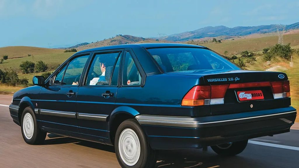 Ford Versailles